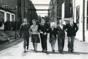 A photograph of the cast of In Celebration reunited for 1974s film adaptation.